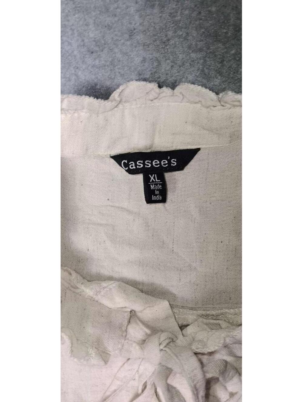 Cassee's Short Sleeve Blouse Womens Size XL Ivory Color Linen Blend Ruffled... - Picture 2 of 11